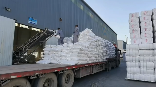 羥丙基甲基纖維素產品裝車現場，嚴格的質量控制流程